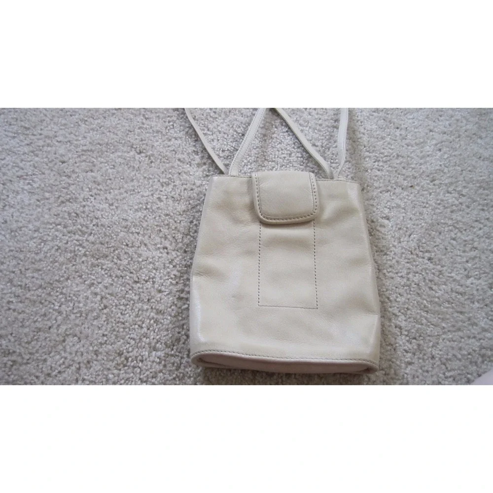 FOSSIL Cream Leather Purse 75082 Small Tote Style 9 1/2 Tall Two Handles‎